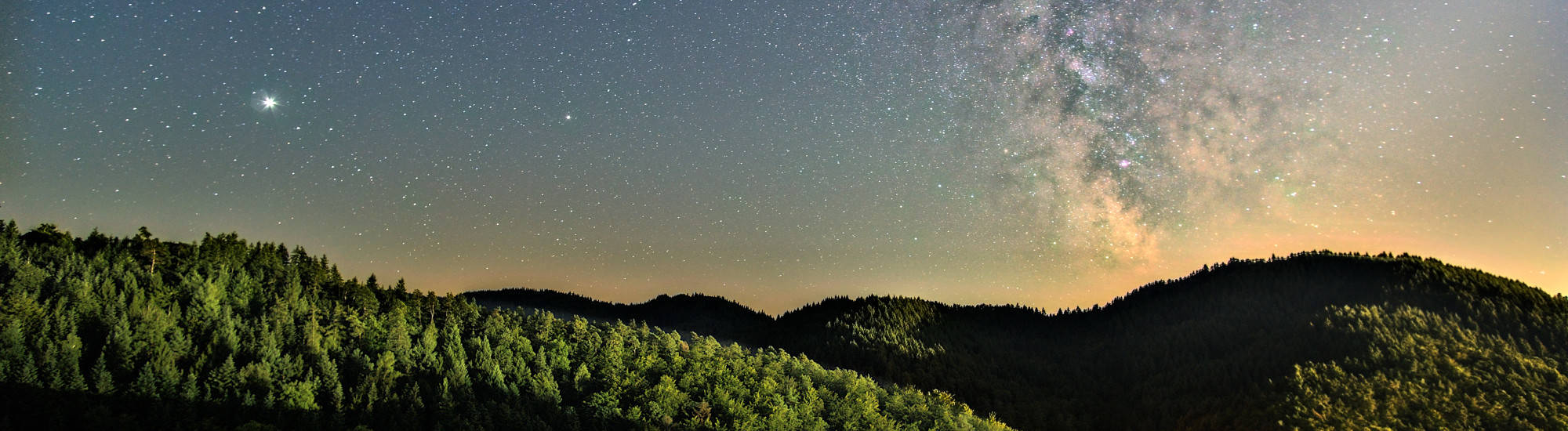 Ausschnitt der Milchstraße im September, aufgenommen im Nordschwarzwald