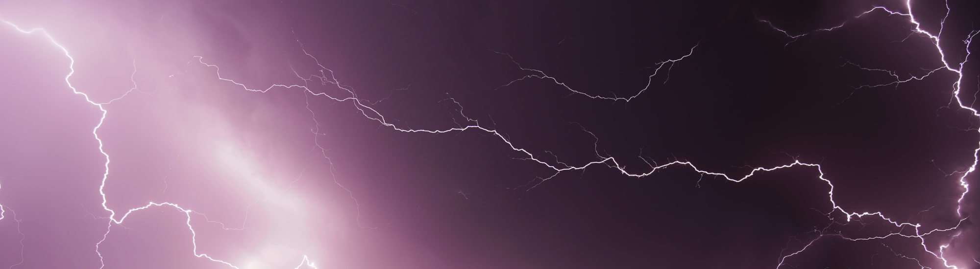 Starkes Gewitter im Nordschwarzwald. Sony Alpha 7 iii mit SEL24F18F.