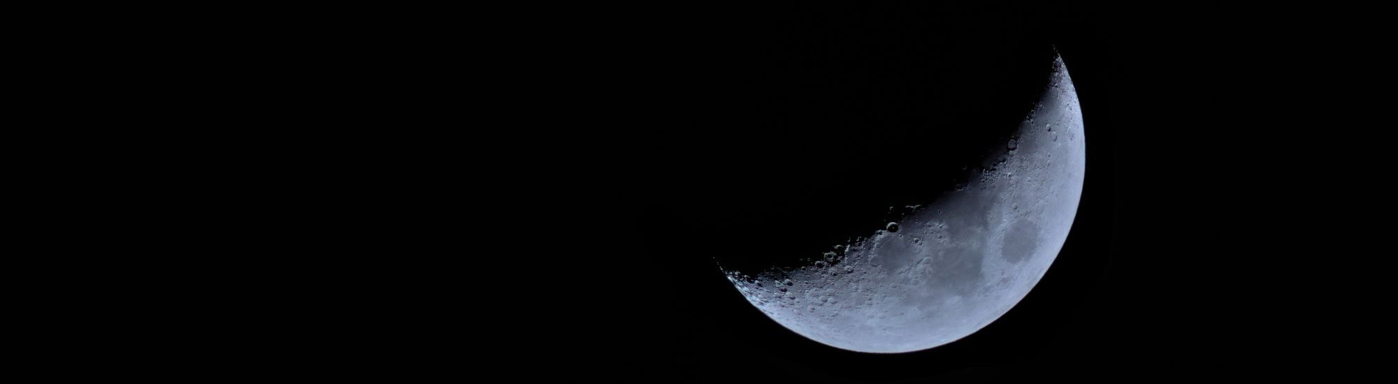 Dark Side Of The Moon. Sony Alpha 6400 mit Walimex 500mm f/8.