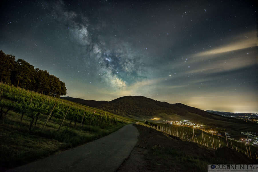 Milchstraße im Mai 2022 (Nordschwarzwald). Sony Alpha 6400 mit Walimex 12mm f/2.